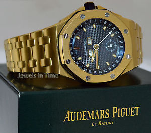 Audemars Piguet Offshore Triple Calendar 18k Yellow Gold Watch 25807BA.O.1010BA.