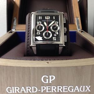 Limited Edition GIRARD PERREGAUX 'Vintage 1945 XXL' Automatic Chronograph 25840