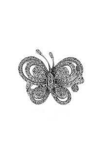 LADIES WHITE GOLD DIAMOND BUTTERFLY DESIGN RING RETAIL OF $6,200!!