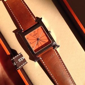 Genuine HERMES PARIS Model-H Watch Exotic Orange Dial Large Size HH1.710