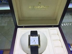 Men's/Women's Audemars Piguet 18K Gold Watch