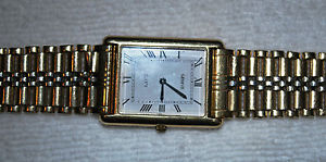 14K Gold Geneve Quartz Swiss Modern Analog Water Resistant Men's Wrist Watch