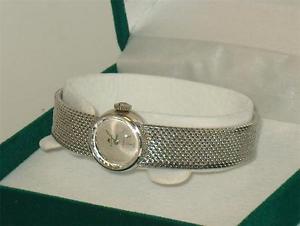 Bucherer Very Nice Solid 18K White Gold Swiss Made Dress Watch For Women