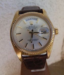 VINTAGE ROLEX 18 KT SOLID GOLD OYSTER PERPETUAL  DAY DATE “PRESIDENT” . 1974 .