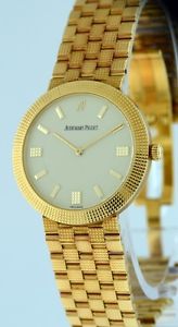 Audemars Piguet Classique 18k Yellow Gold Manual Wind Unisex 33mm watch.
