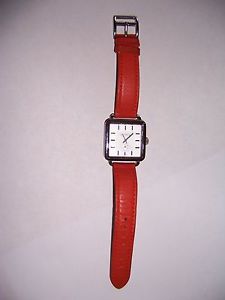 HERMES PARIS NO 00562M STAINLESS STEEL LADYS WATCH WITH LEATHER BAND ESTATE FIND