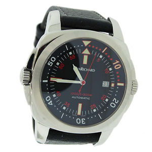 Daniel JeanRichard Diverscope Men's 43mm Black Rubber Watch 28130-11-62C-AC6