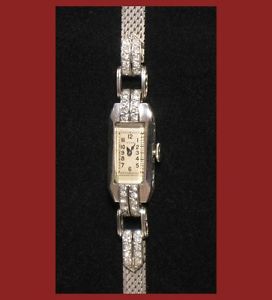 Exceptional 1.5 carat Natural Diamonds Solid Platinum case 19,2k Solid Gold band