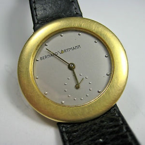 Edle Gelbgold 750 Designer Herrenarmbanduhr von Bernard Vortmann