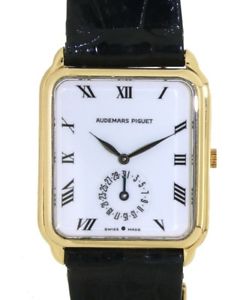 VINTAGE IN YELLOW GOLD AND LEATHER, 26x32MM