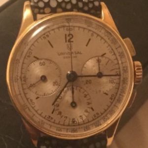 Universal chrono triple register, solid gold 18kt, 1940, vintage on old4you.com