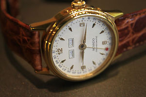 Movado Calendomatic Commemorative Gold - Triple Calendar
