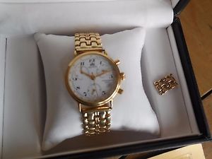 GENTS  HELVETIA SOLID 18CT GOLD  CHRONOGRAPH  QUARTZ WATCH