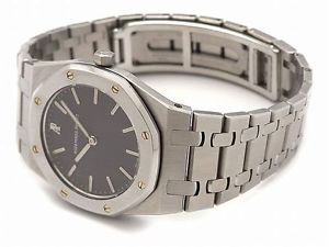 Audemars Piguet "Royal Oak" Quartz Watch Overhauled by AP Japan in December 2015