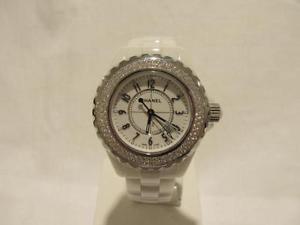Auth CHANEL White Ceramic J12 Diamond Bezel Wristwatch