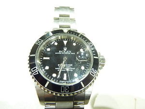 ROLEX SUBMARINER DATE 16610 SERIALE "Uxxxx", anno 1997.