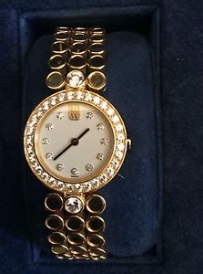 HARRY  WINSTON 18K Yellow Gold,Original Diamonds Bezel  Watch, Box and manual