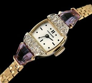 Movado Authentic Watch. Sapphire Museum. 14kt Yellow Gold. Womens..DIAMONDS!
