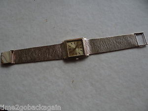 VINTAGE BUECHE GIROD 9CT SOLID GOLD QUARTZ GENTS WATCH MILANESE STRAP