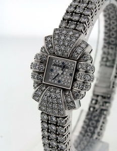 Audemars Piguet, NEW Diamond 18k Gold $179,900.00 Watch