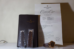 Patek Philippe 5712 Nautilus / NEW GOLD