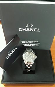 Chanel J12 Chromatic 33 mm lady