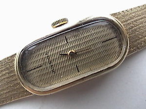 VINTAGE LDS 18K GOLD CASE AND BRACELET JUVENIA SWISS WRIST WATCH ALMOST MINT