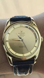 rare universal geneve polerouter microrotor 18K SOLID GOLD IN MINT
