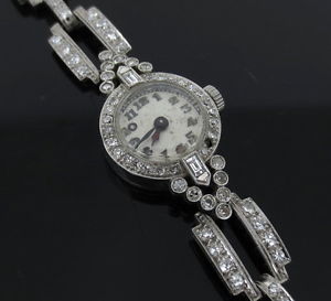Vintage Louis 3.0ct Diamond & Platinum Lady’s Filigree Decorated Watch