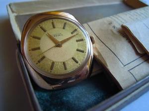 NEW!!!RARE RAKETA 19,9gr GOLD 14K 583 Beautiful dial Tonneau WATCH MADE in USSR