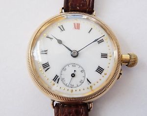 1913 18K SOLID GOLD BORGEL CASED OFFICERS TRENCH WRIST WATCH IN WORKING ORDER