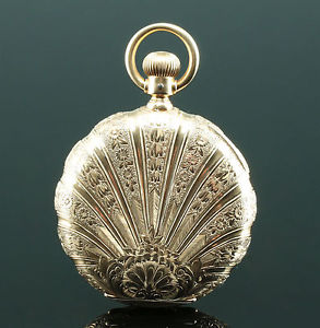 Outstanding Gold hunter Ch. Meylan Le Brassus for Diamond Palace Francisco 1890