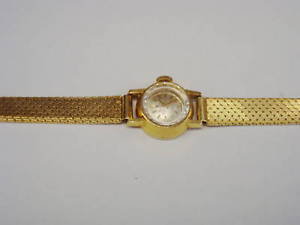BUCHERER Ladies Wrist Watch 18K Yellow Gold Watch & Band 17 Jewels