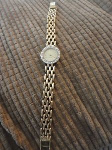 Bulova Ladies Wrist Watch Solid 14 K Gold Battery Opt 12 diamonds WorkingVintage