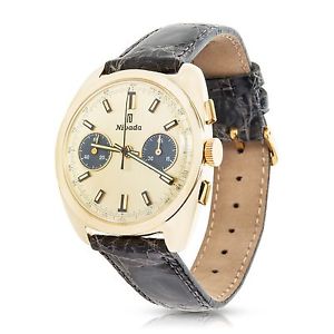 Nivada Chrono Vintage 18KT Yellow Gold Manual Watch in Excellent Condition L149