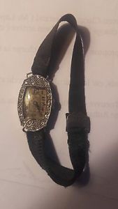 Montre ancienne arts déco platine et diamants + Montre LIP Vintage (Expertise)