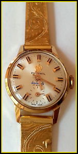 Vintage Darwil Ladies' Mechanical Wind Watch: 18kt Solid Gold Case & Band in Box