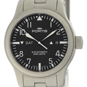 Fortis B-42 Flieger Day Date  655.10.11.L01 Watch On Steel Bracelet.