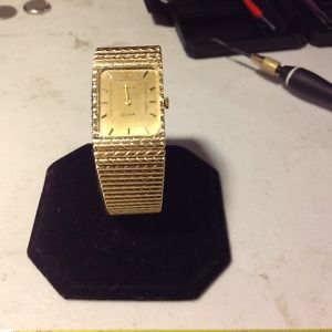 Beautiful Geneva watch 14k italy solid gold band 68.2 grams