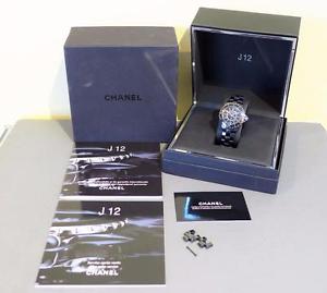 CHANEL J12 BLACK CERAMIC 33MM QUARTZ WRISTWATCH BLACK CERAMIC BRACELET W/ BOXES