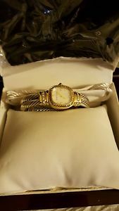 David yurman classic gold/silver diamond mother of pearl watch