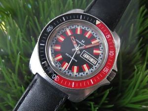 VINTAGE HAMILTON DIVER - BIG RED!