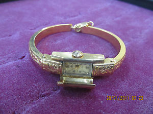 VINTAGE BACHERER 18CT GOLD LADIES WRISTWATCH .17 GRAMS