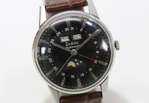 AUTHENTIC ZODIAC Triple Calendar Moonphase Men's Wristwatch Automatic