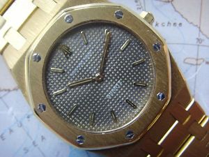 VINTAGE 1980s 18K YELLOW GOLD AUDEMARS PIGUET ROYAL OAK CADETTE