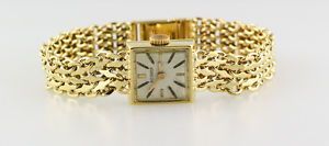 BUCHERER 18K YELLOW GOLD 15MM SQUARE QUARTZ WOMEN'S WATCH