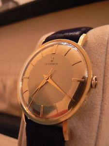 Juvenia 18 Kt (750 gold) Men's Swiss Made Manual Dress Watch Circa 1960s