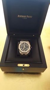 Audemars Piguet Royal Oak Offshore Diver - like new