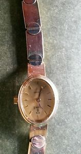 Vicence gold watch