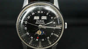 Zodiac Stainless Steel Automatic Calendar Moonphase Ref. 742-908